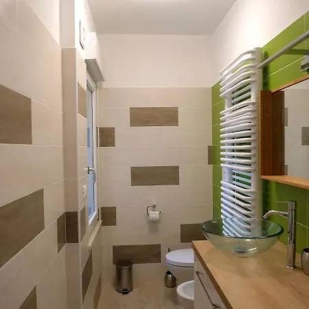 Londonsuite - Nuovissimo Mini Appartamento Grado Exterior photo
