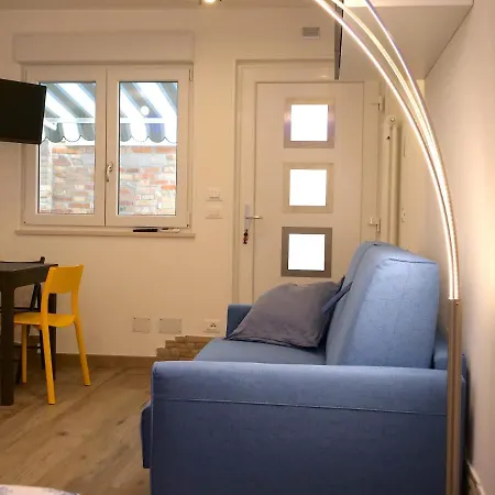 Londonsuite - Nuovissimo Mini Appartamento Grado Exterior photo
